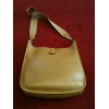 Sac Hermès Evelyne en cuir gold