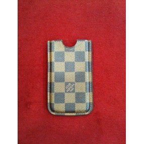 Etui Louis Vuitton pour i Phone en toile damier