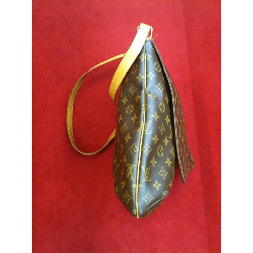 Sac Louis Vuitton Musette en toile monogram