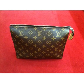 Trousse de Toilette 25 en toile monogram - Louis Vuitton