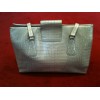 Sac Escada  en cuir gris perle façon croco