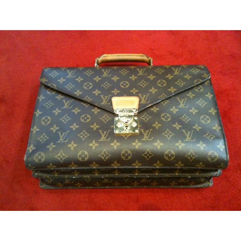 Sac Alma LOUIS VUITTON GM cuir verni noir - VALOIS VINTAGE PARIS