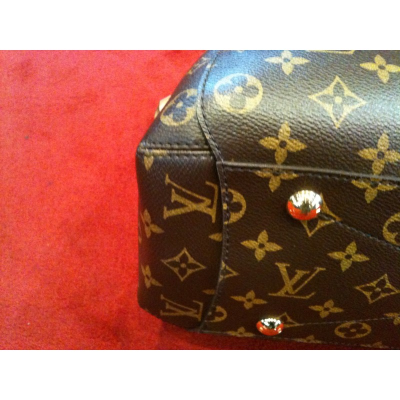 Accessoires Carré Louis Vuitton Marron d'occasion