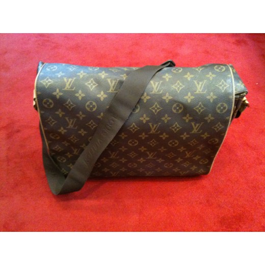 Sac Louis Vuitton Abbesses en toile monogram