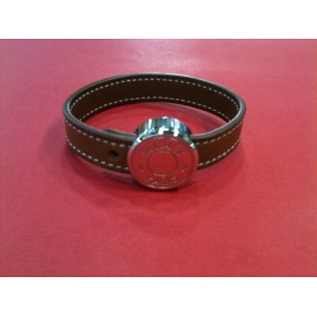 Bracelet Hermès Looping en cuir chocolat ou camel