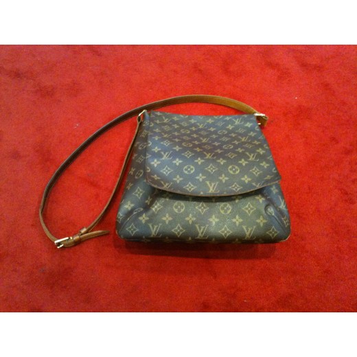 Sac Louis Vuitton Musette en toile monogram