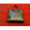 Sac Louis Vuitton Kitan en toile monogram Macassar