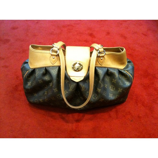 Sac Louis Vuitton Boetie MM en toile monogram