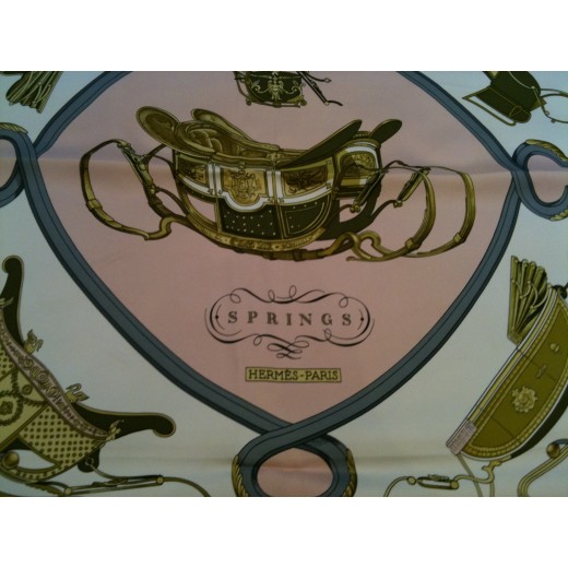 Carré Hermès Springs en soie