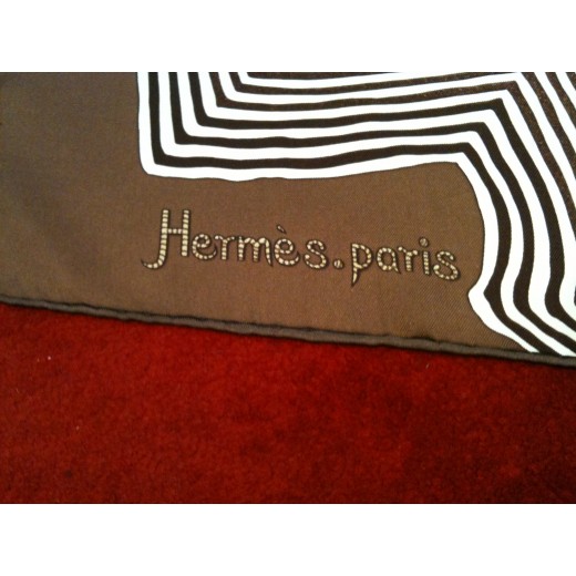 Carré Hermès Coupons indiens en soie