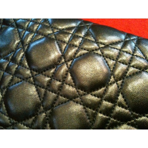 Sac Dior Lady Dior en cuir noir