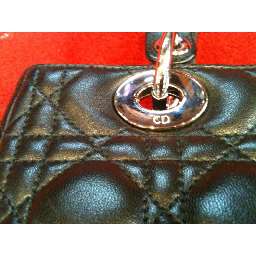 Sac Dior Lady Dior en cuir noir