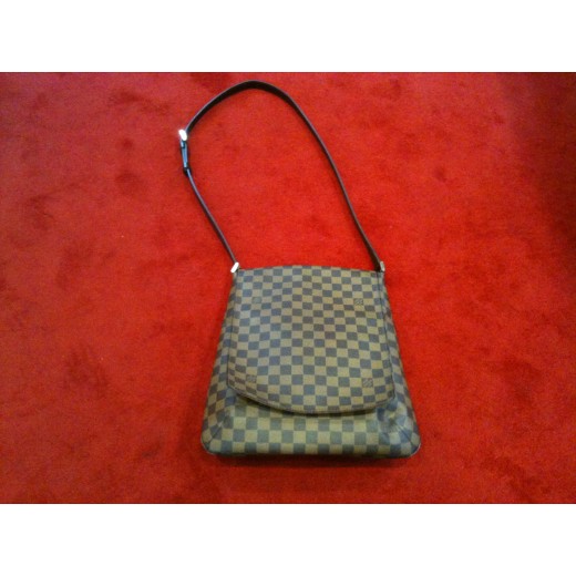 Sac Louis Vuitton  Musette en toile damier ébène