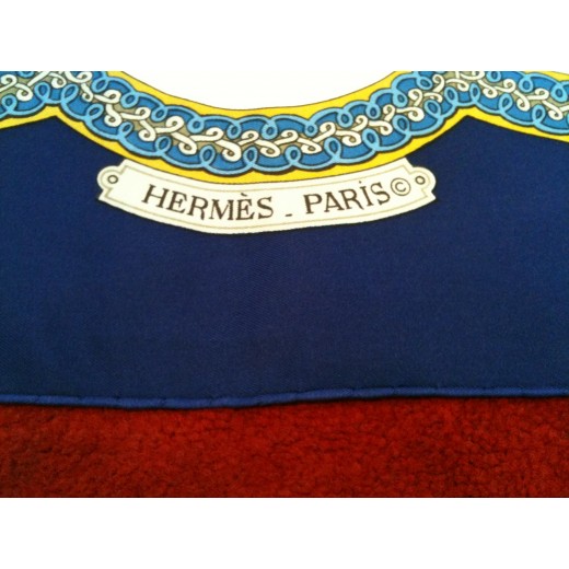 Carré Hermès Petite Vénerie en soie