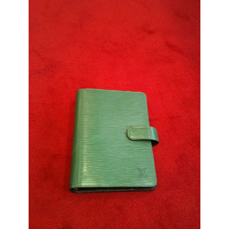 couverture agenda louis vuitton pm cuir epi vert