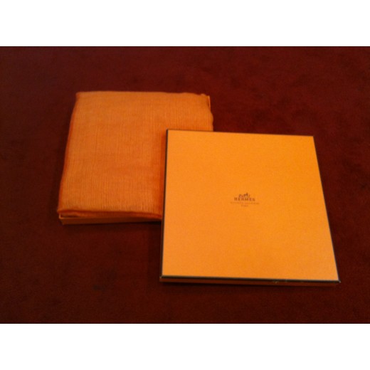 Etole Hermès Plume en cachemire et soie orange
