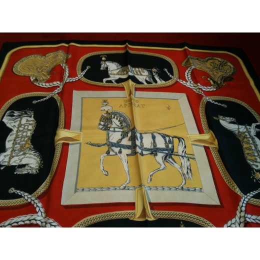 Carré Hermes Grand Apparat