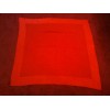 Foulard Louis Vuitton Monogram rouge en soie.