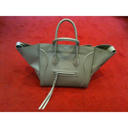 Sac Céline Luggage Phantom MM en veau grainé taupe