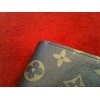 Portefeuille Louis Vuitton Trésor en toile monogram 
