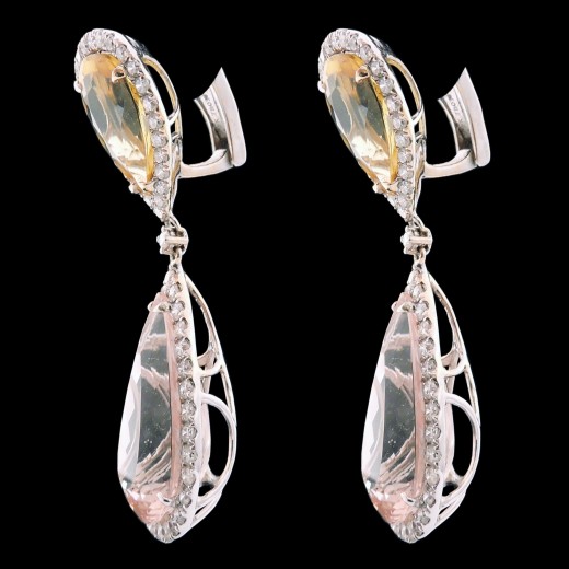 Boucles d'oreilles pendantes diamants et béryls
