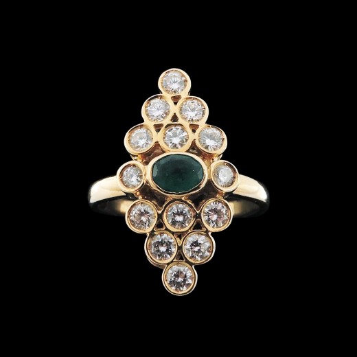 Bague marquise émeraude et diamants