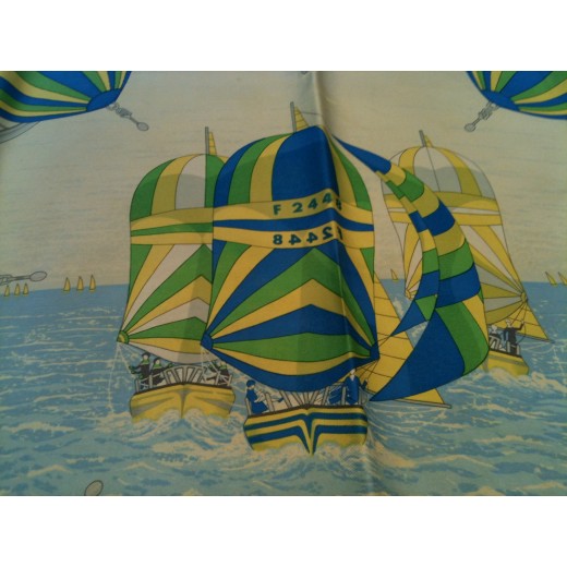 Carré Hermès Spinnakers en soie