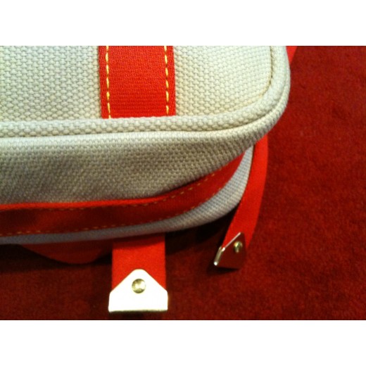 Sac Louis Vuitton Antiga en tissu beige et rouge