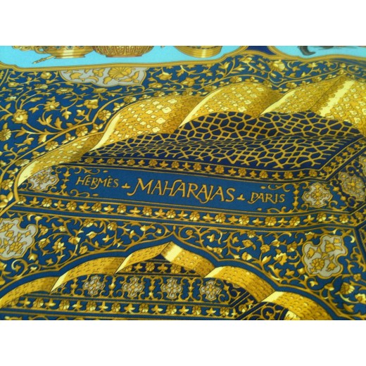 Carré Hermès Maharajas en soie