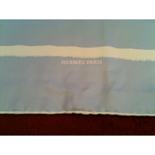 Carré Hermès Rayures en soie