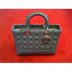 Sac Dior Lady Dior en cuir gris