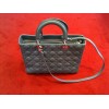 Sac Dior Lady Dior en cuir gris