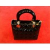 Sac Dior Lady Dior en veau vernis noir