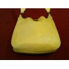 Sac Hermès Evelyne MM en cuir Taurillon Clémence jaune