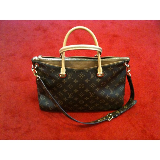 Sac Louis Vuitton Pallas en toile monogram