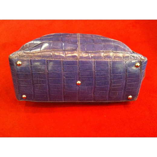 Sac Gianfranco Ferré en croco violet