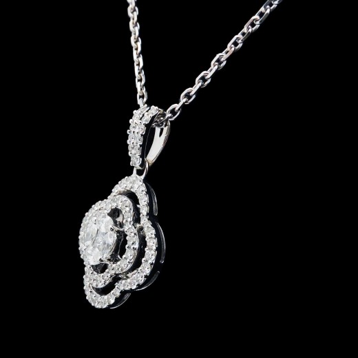 Collier Trèfle en or et diamants