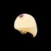 Bague boule en or et rubis cabochon