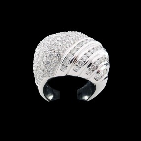 Bague torsade pavage diamants