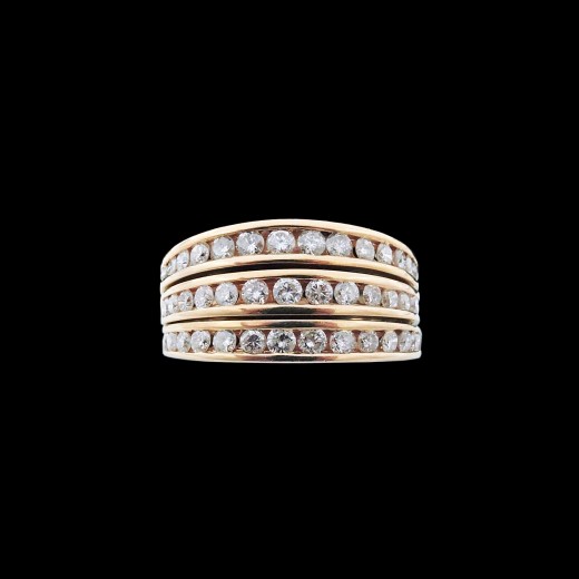 Bague moderne trois rangs diamants