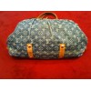 Sac Louis Vuitton Néo cabby en tissu monogram denim