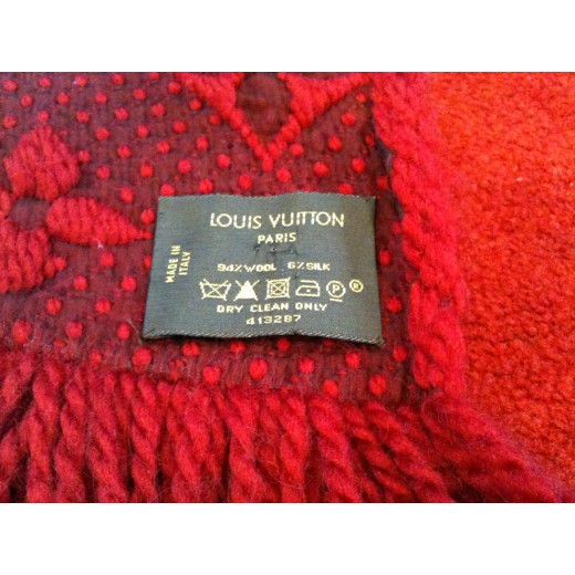 Echarpe Louis Vuitton Logomania rubis en laine et soie