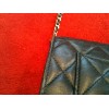 Pochette Chanel avec chaîne en agneau matelassé noir