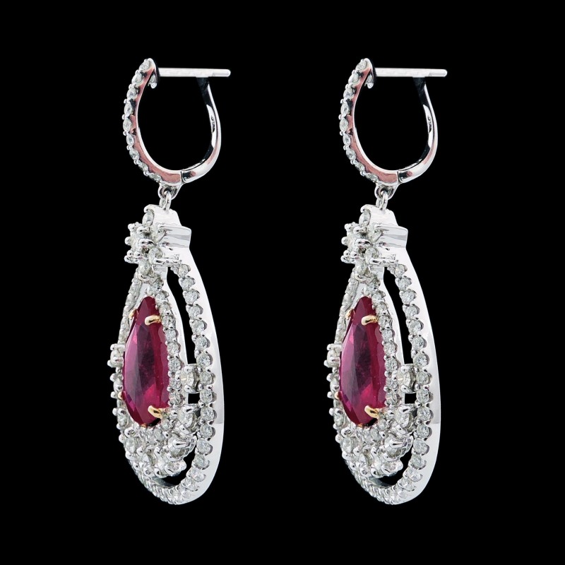 DESTOCKAGE - Boucles d'oreilles pendantes Femme - Rubis - Or jaune18 Carats  - 50% de réduction 