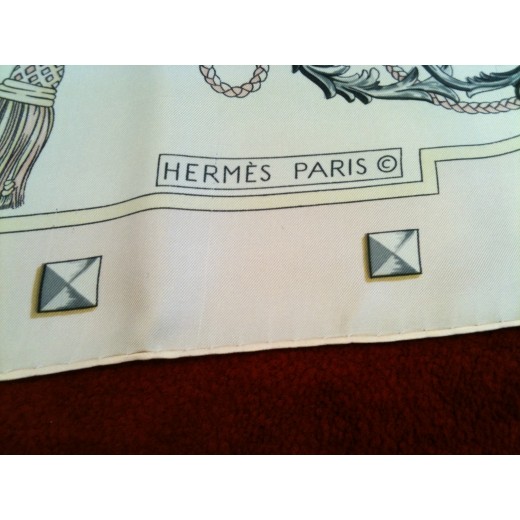 Carré Hermès Les Clefs en soie