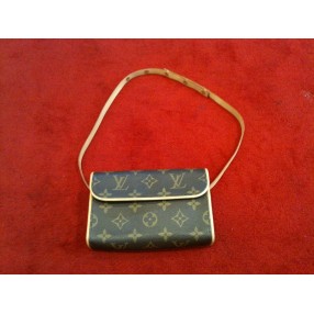 Pochette Louis Vuitton Florentine en toile monogram