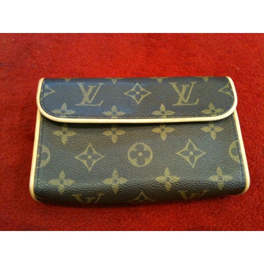 Pochette Louis Vuitton Florentine en toile monogram
