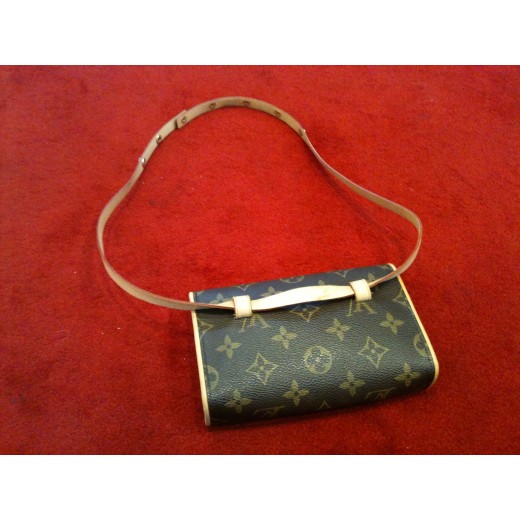 Pochette Louis Vuitton Florentine en toile monogram