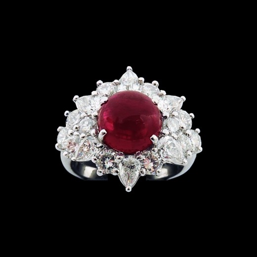 Bague Fleur rubis cabochon et diamants