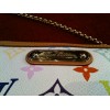 Pochette Louis Vuitton Milla MM en toile monogram multicolore